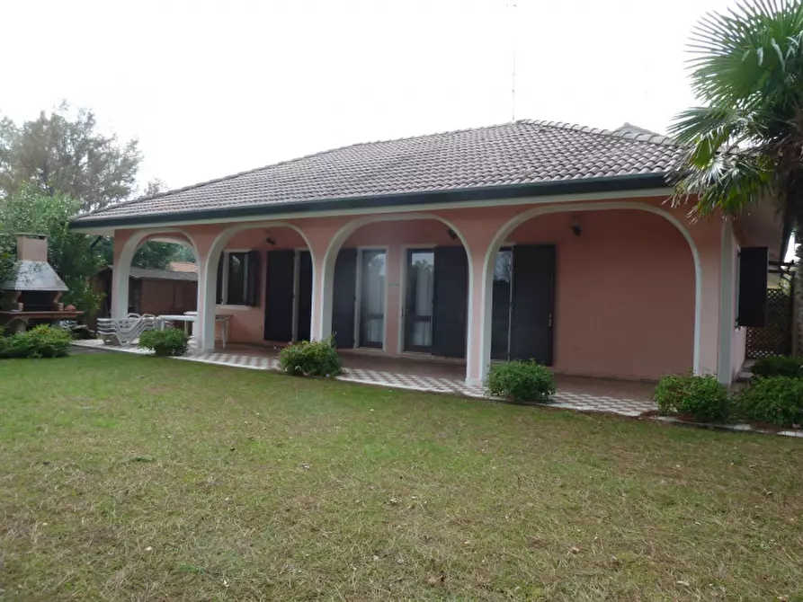 Immagine 18 di Villa in vendita  a Rosolina