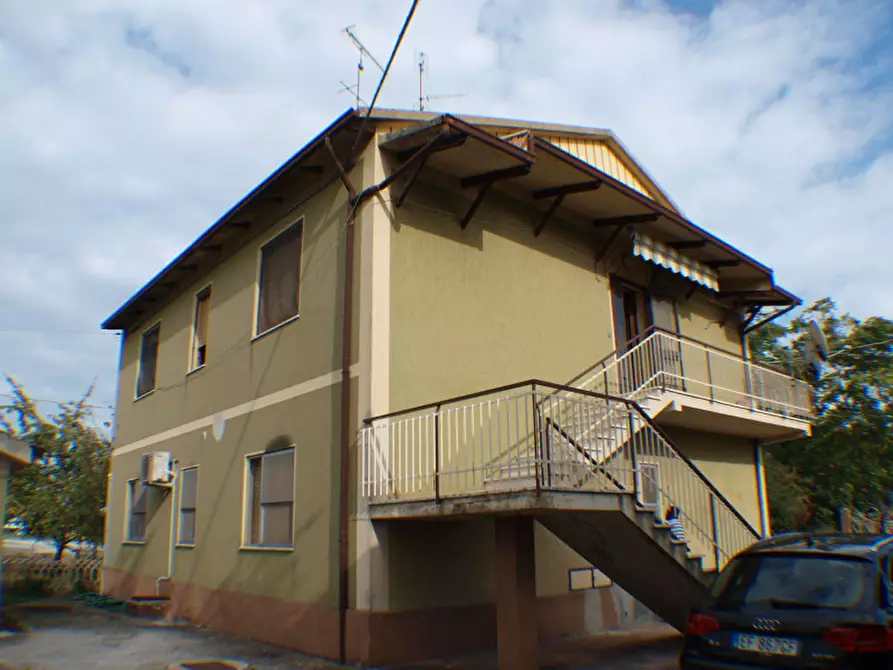 Immagine 23 di Appartamento in vendita  a Mondolfo