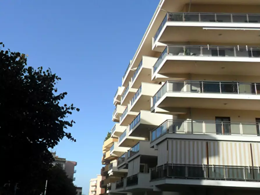 Immagine 20 di Attico in vendita  in Dir.Gullì Di Viale Pio XI a Reggio Di Calabria