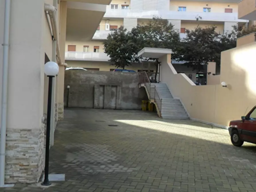 Immagine 24 di Attico in vendita  in Dir.Gullì Di Viale Pio XI a Reggio Di Calabria