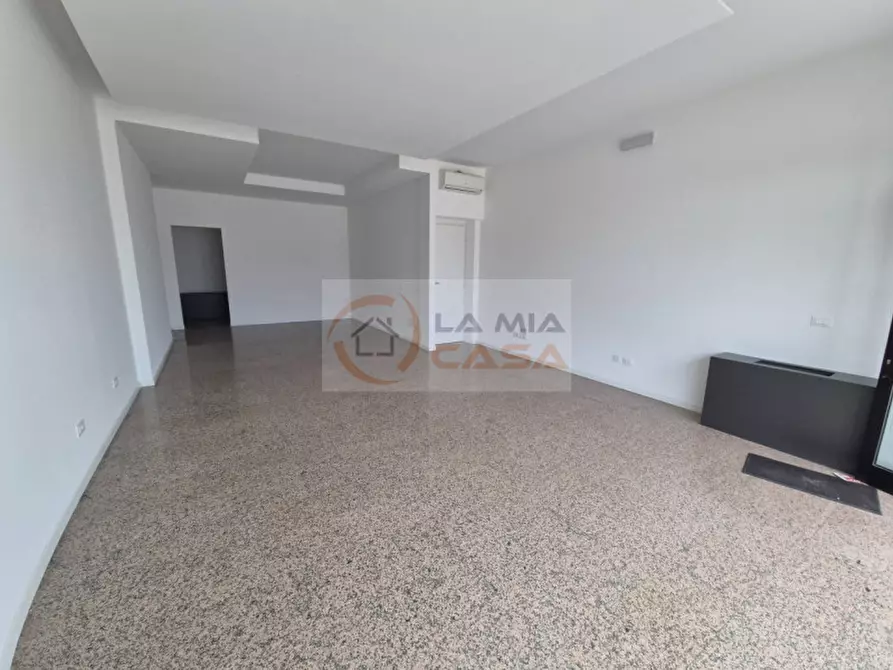 Immagine 3 di Negozio in affitto  in Via Romea, n. 65/i bis - 35020 Legnaro (PD) a Legnaro