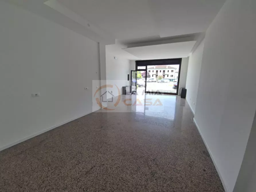 Immagine 7 di Negozio in affitto  in Via Romea, n. 65/i bis - 35020 Legnaro (PD) a Legnaro