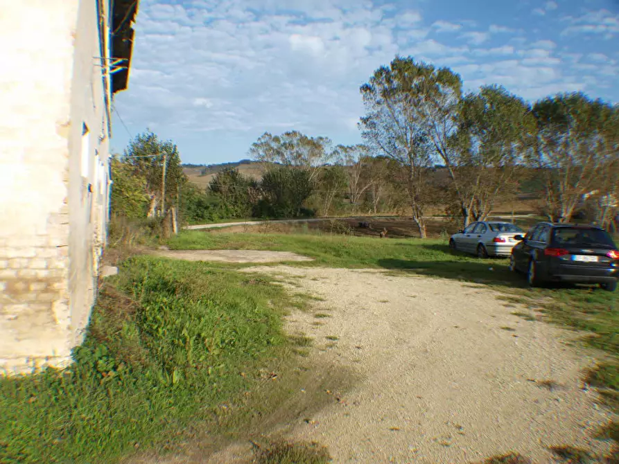 Immagine 11 di Rustico / casale in vendita  a Senigallia