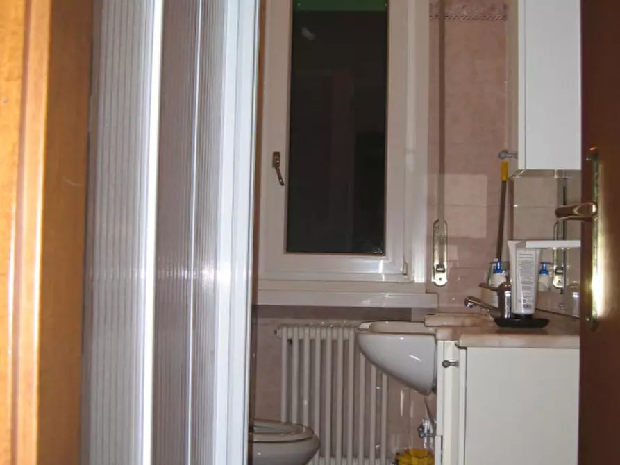 Immagine 11 di Appartamento in affitto  in piazzale pablo 19 a Parma