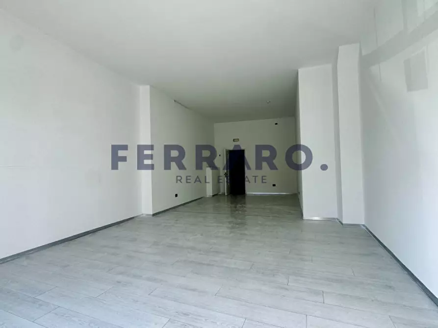 Immagine 1 di Negozio in affitto  in Via Aldo Moro a Casier