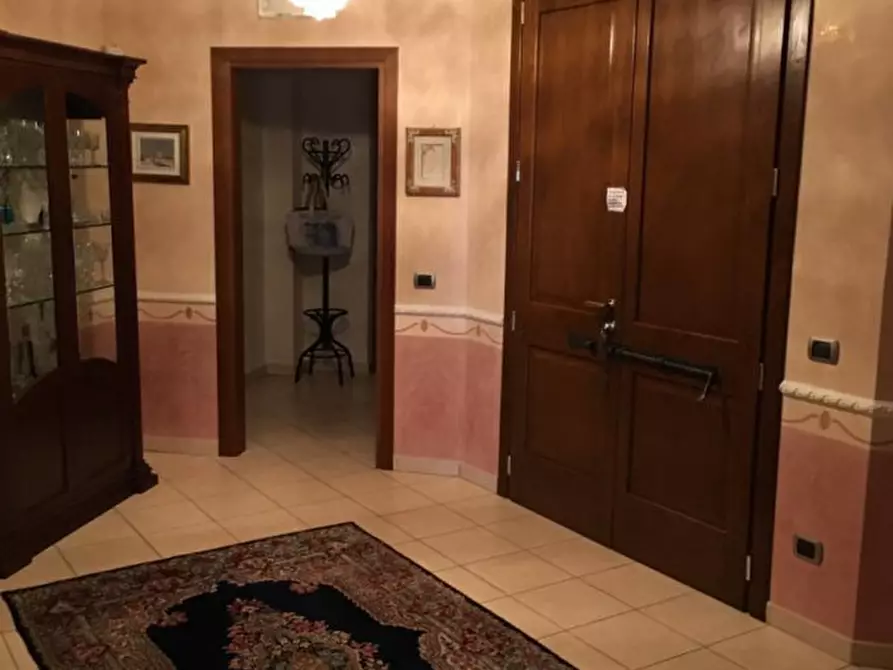 Immagine 10 di Villa in vendita  a Suzzara