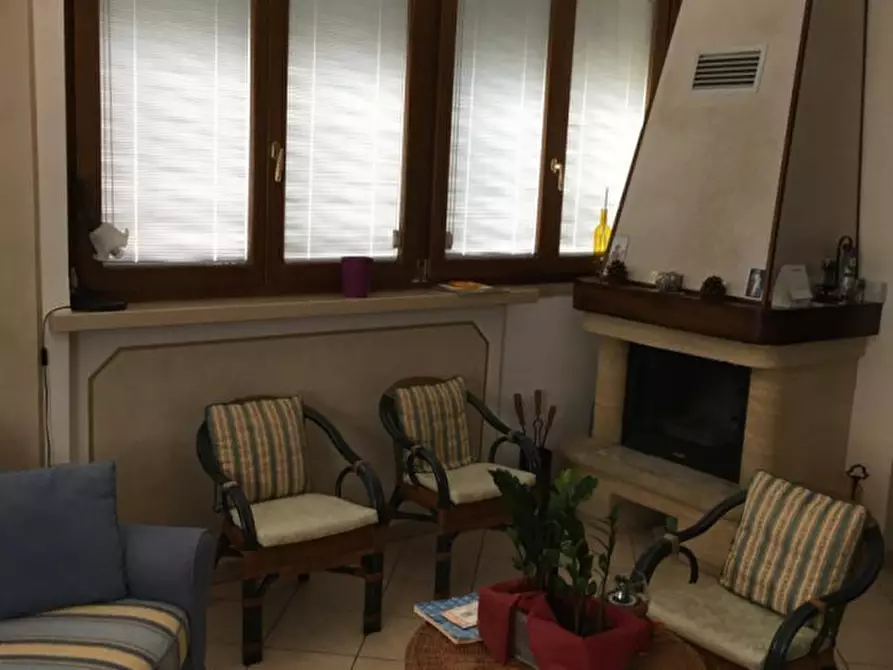 Immagine 17 di Villa in vendita  a Suzzara