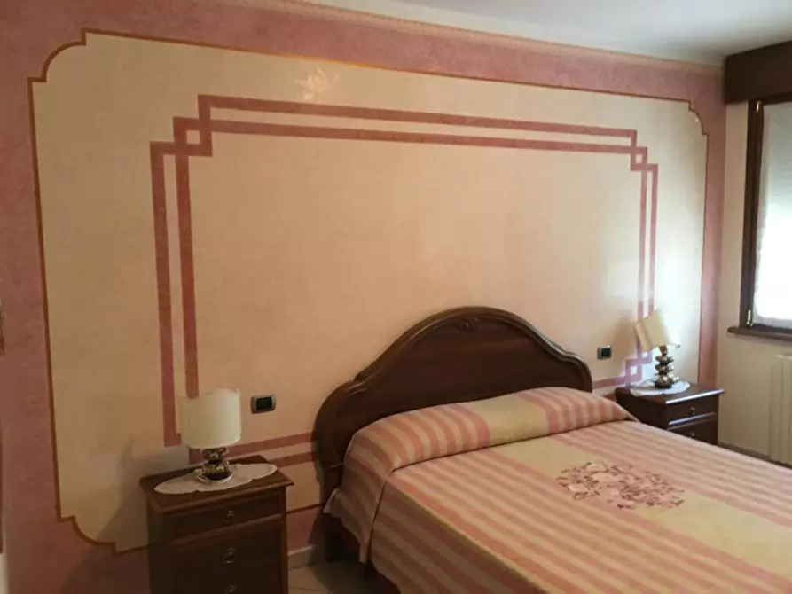 Immagine 21 di Villa in vendita  a Suzzara