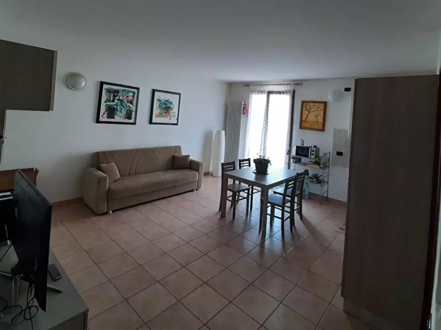 Immagine 4 di Appartamento in vendita  a Pegognaga