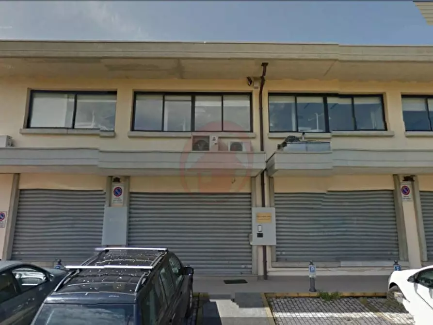 Immagine 1 di Negozio in vendita  in Via Luigi Rizzo a Padova