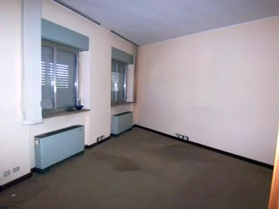 Immagine 5 di Ufficio in affitto  in VIA FOSSE ARDEATINE a Cinisello Balsamo