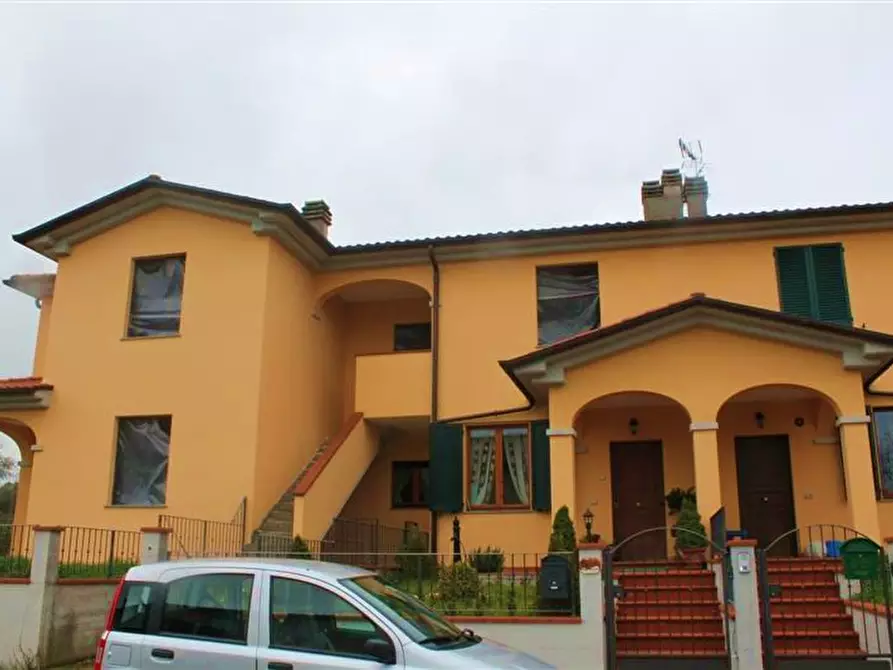 Immagine 5 di Appartamento in vendita  in Via morandi a Montepulciano