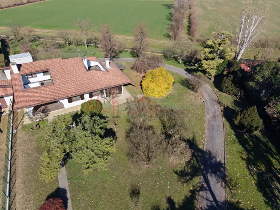 Immagine 2 di Casa bifamiliare in vendita  in Via Adria a Padova