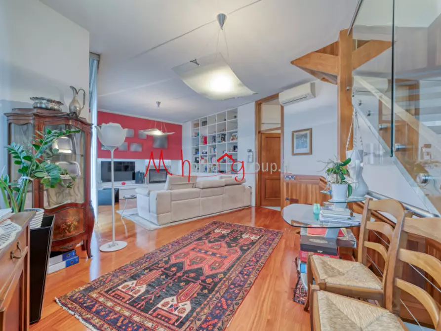 Immagine 1 di Casa trifamiliare in vendita  in Via Rovigo a Padova