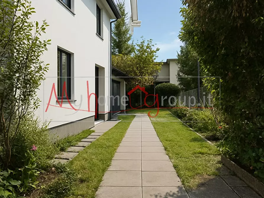 Immagine 29 di Casa trifamiliare in vendita  in Via Rovereto a Padova