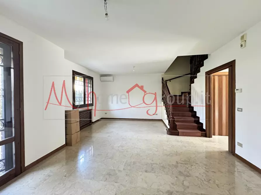 Immagine 1 di Villetta a schiera in vendita  in Via Gemona a Padova