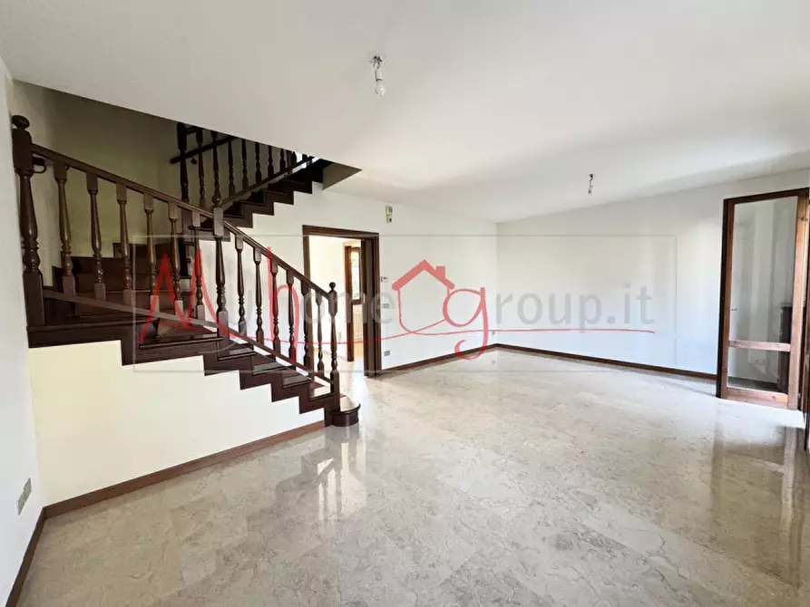 Immagine 2 di Villetta a schiera in vendita  in Via Gemona a Padova