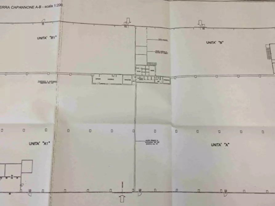 Immagine 7 di Capannone industriale in vendita  a Padova