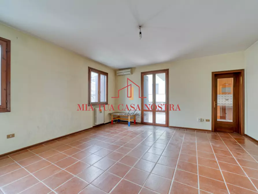 Immagine 1 di Appartamento in vendita  in Via Angelo Secchi a Padova