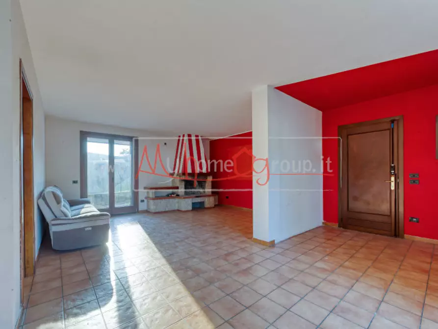 Immagine 1 di Villa in vendita  in via Pioveghetto a Padova