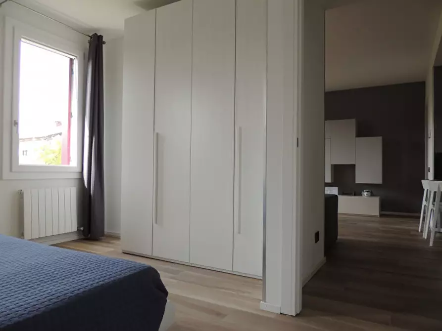 Immagine 8 di Appartamento in affitto  in via Ampere a Padova