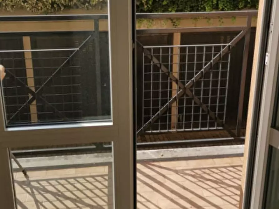 Immagine 6 di Negozio in affitto  in Via Sorteni 7 a Monza