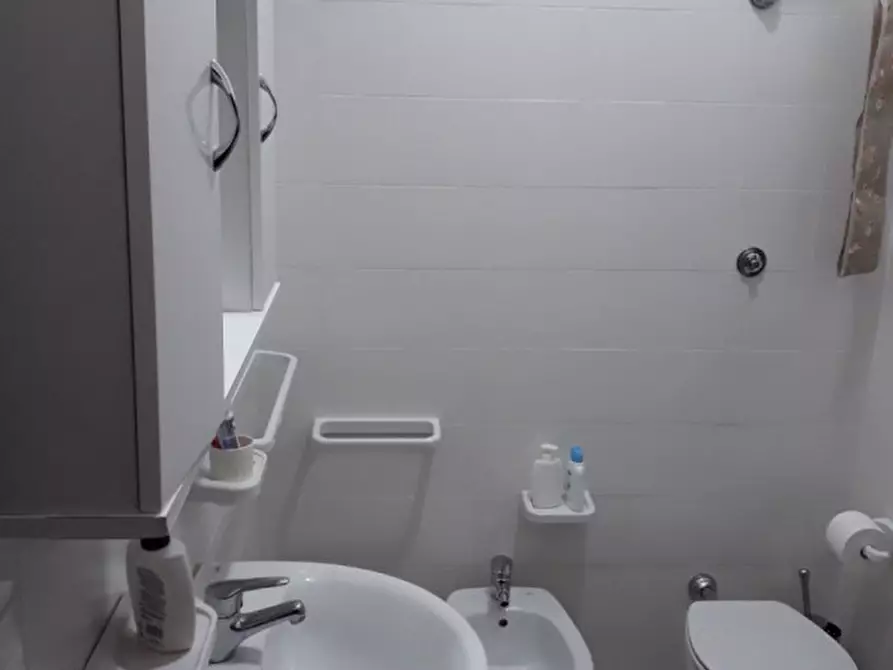 Immagine 7 di Appartamento in affitto  a Isola Del Liri