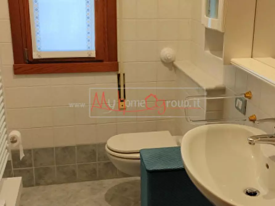 Immagine 13 di Appartamento in vendita  a Selvazzano Dentro