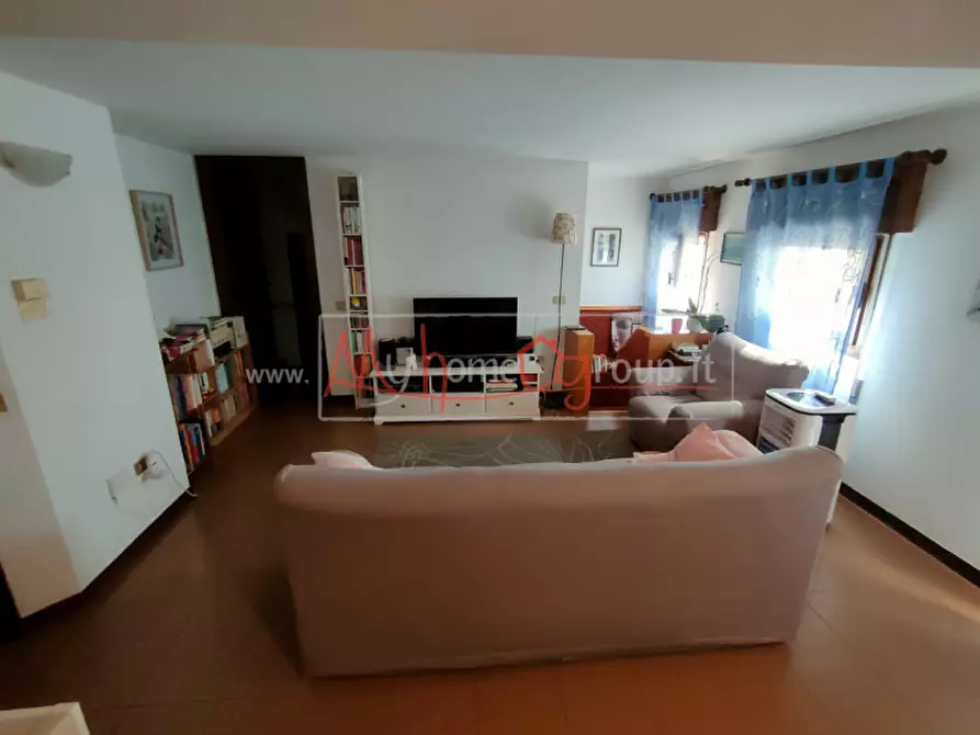 Immagine 3 di Appartamento in vendita  in Via Ventiquattro Maggio a Selvazzano Dentro