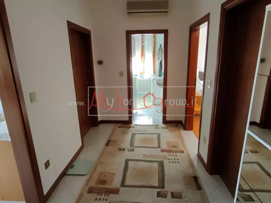 Immagine 5 di Appartamento in vendita  a Selvazzano Dentro