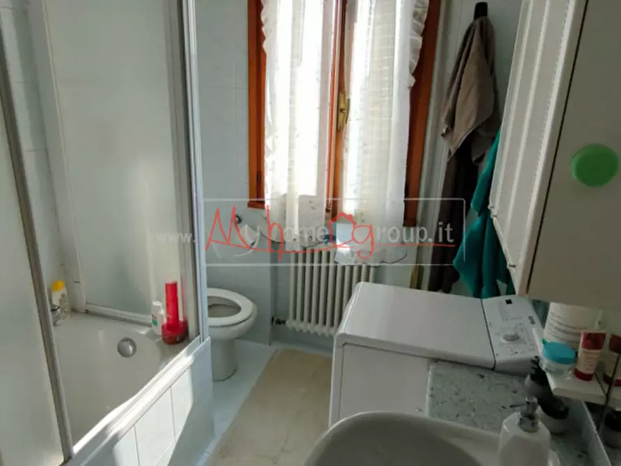 Immagine 11 di Appartamento in vendita  a Selvazzano Dentro