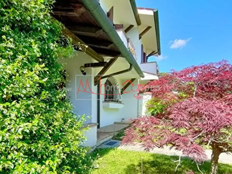 Immagine 1 di Casa bifamiliare in vendita  a Selvazzano Dentro