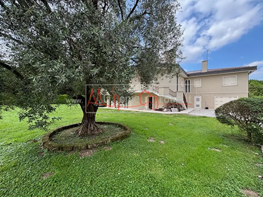 Immagine 6 di Villa in vendita  a Selvazzano Dentro