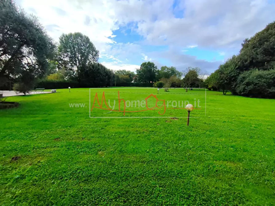 Immagine 10 di Villa in vendita  a Selvazzano Dentro