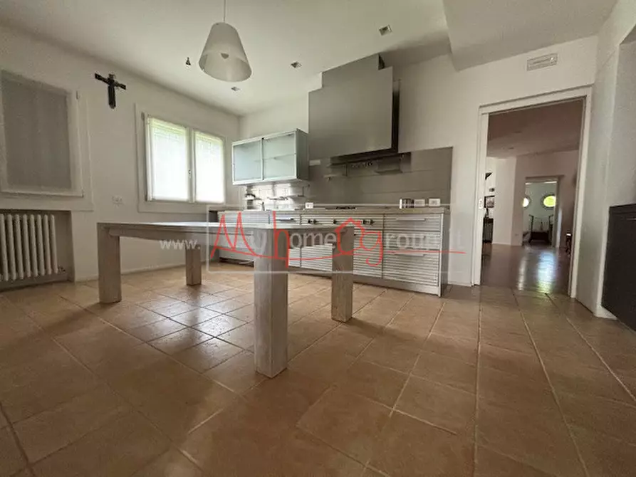 Immagine 15 di Villa in vendita  a Selvazzano Dentro