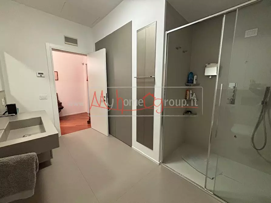 Immagine 25 di Villa in vendita  a Selvazzano Dentro