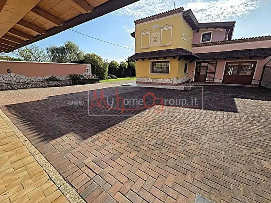 Immagine 6 di Casa indipendente in vendita  in Via Rondinelle a Selvazzano Dentro