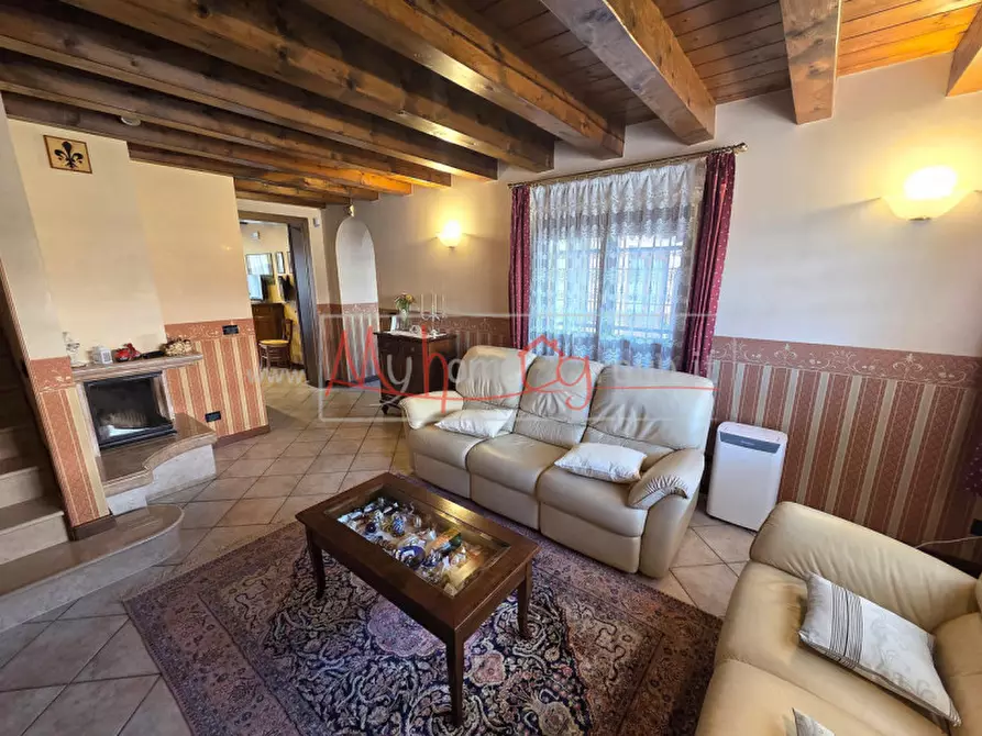 Immagine 6 di Casa indipendente in vendita  in Via Rondinelle a Selvazzano Dentro