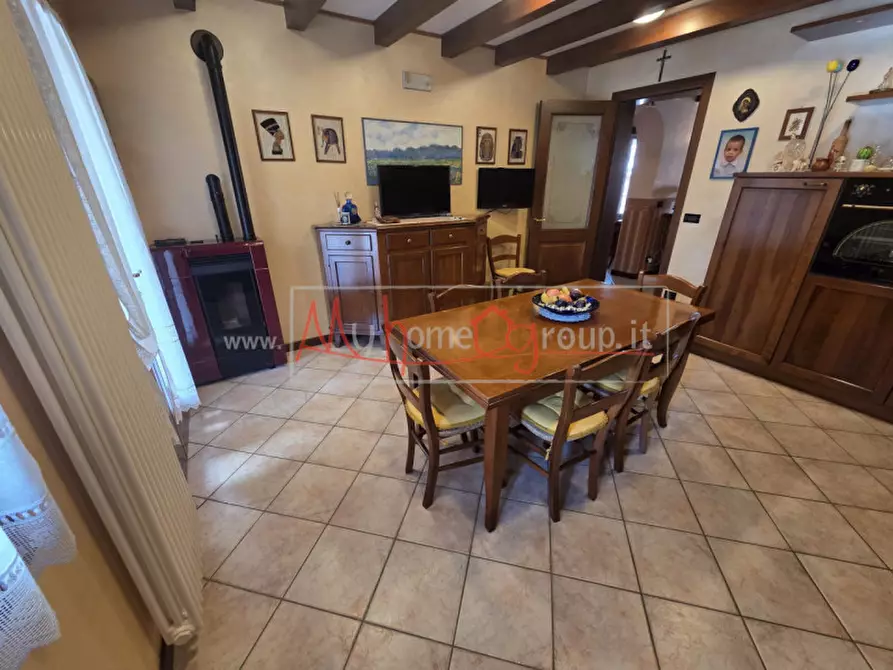 Immagine 7 di Casa indipendente in vendita  in Via Rondinelle a Selvazzano Dentro