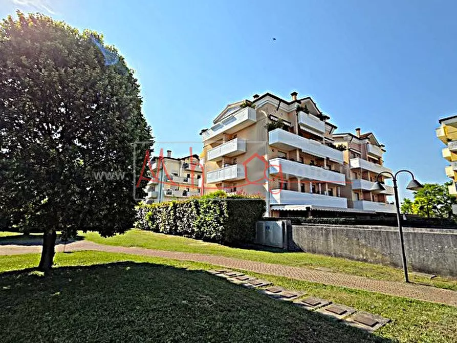 Immagine 2 di Appartamento in vendita  a Selvazzano Dentro