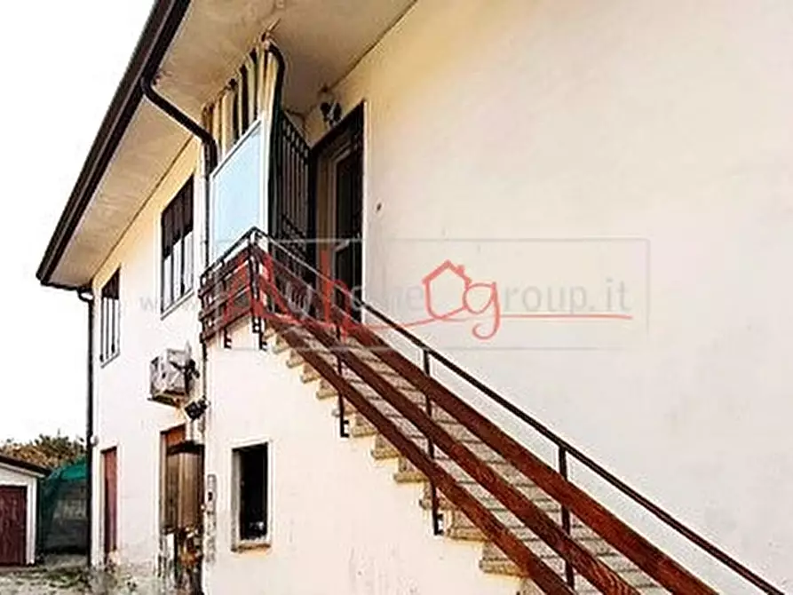 Immagine 8 di Casa bifamiliare in vendita  a Selvazzano Dentro