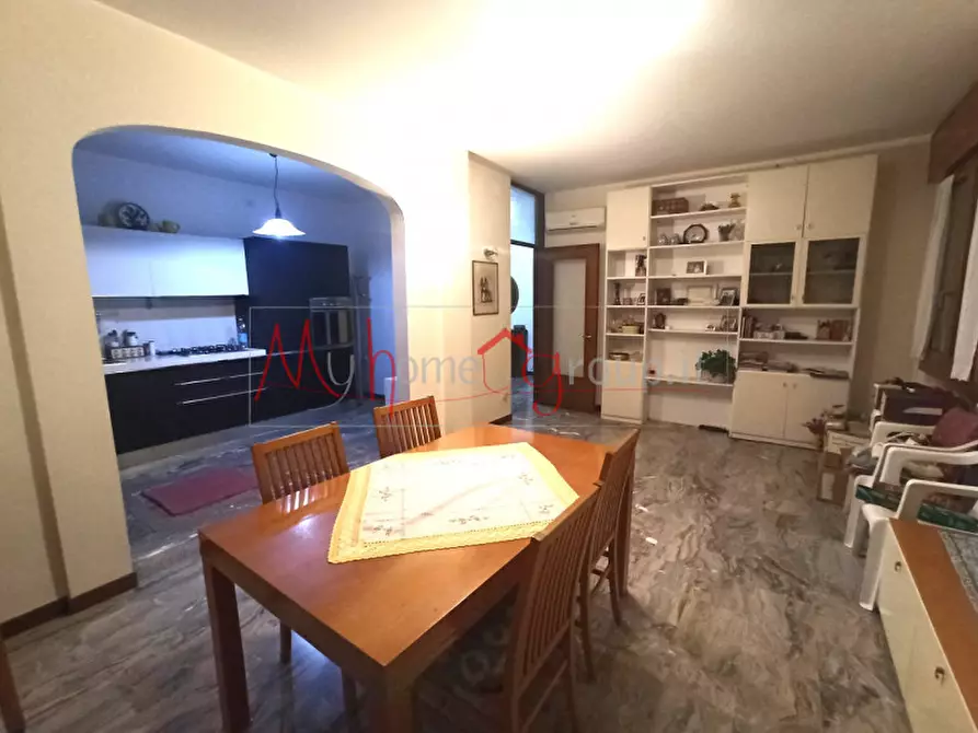 Immagine 2 di Appartamento in vendita  in via monegario a Padova