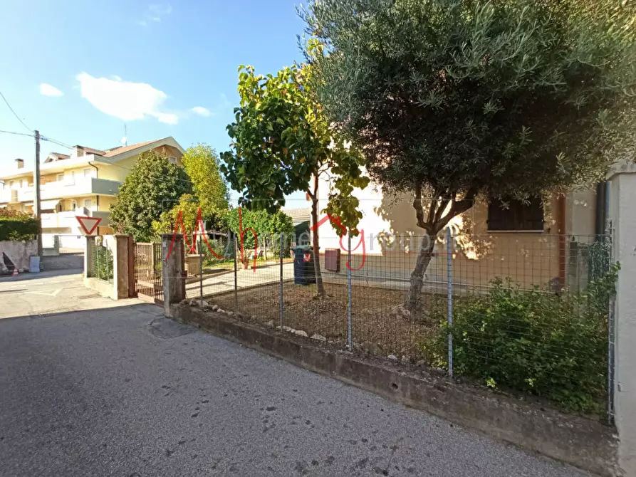 Immagine 4 di Casa bifamiliare in vendita  in via donizzetti a Ponte San Nicolò