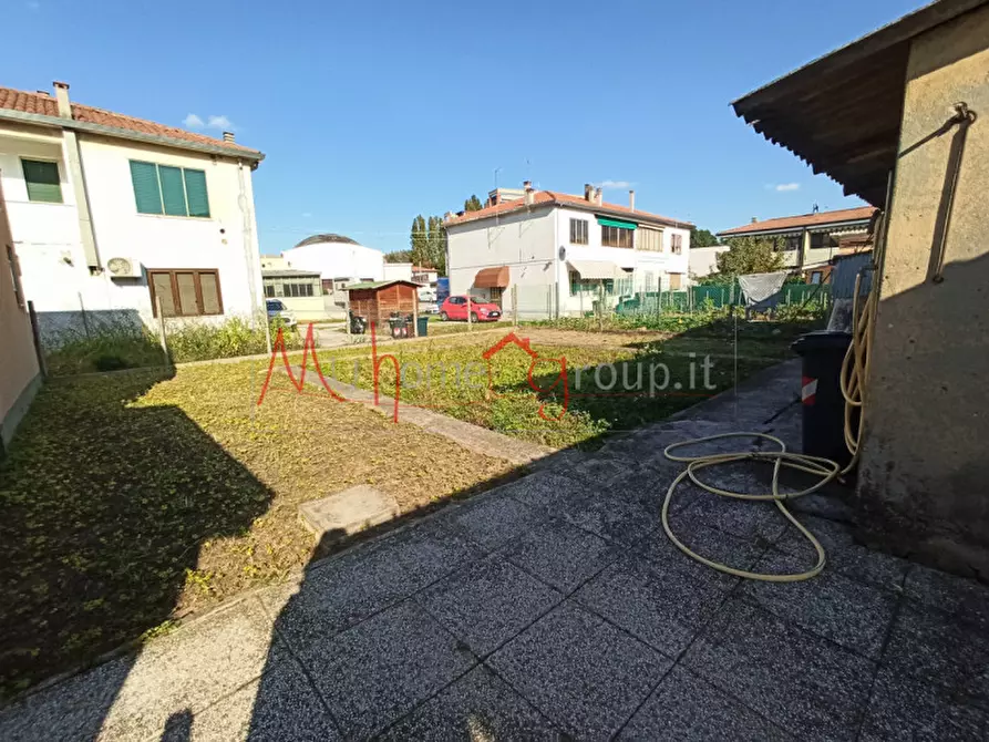 Immagine 9 di Casa bifamiliare in vendita  in via donizzetti a Ponte San Nicolò