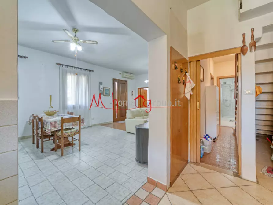 Immagine 10 di Casa bifamiliare in vendita  in via donizzetti a Ponte San Nicolò