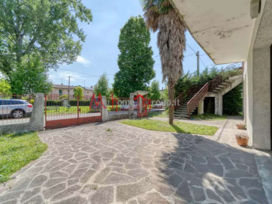 Immagine 5 di Casa indipendente in vendita  in Via Umbria a Padova