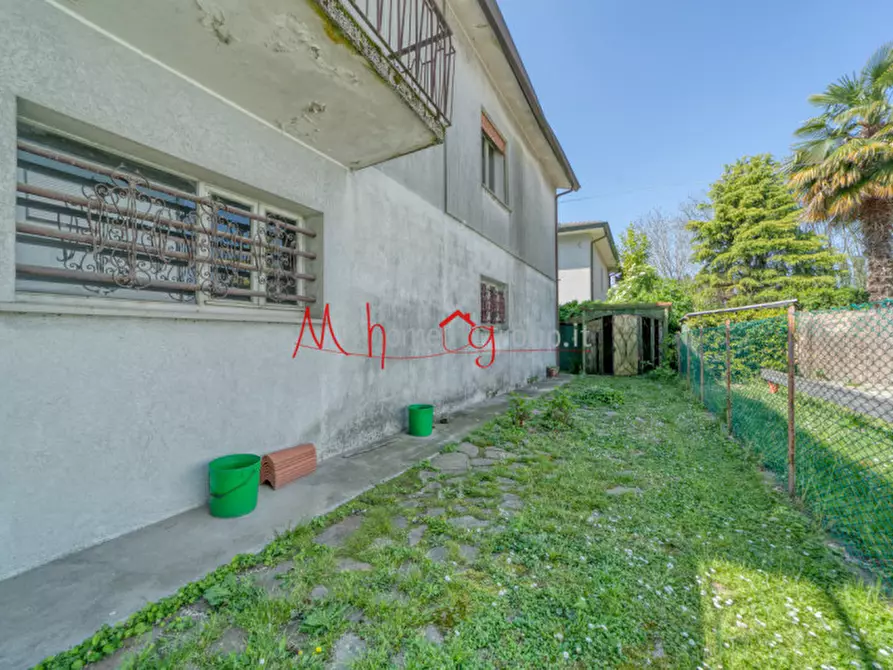 Immagine 10 di Casa indipendente in vendita  in Via Umbria a Padova