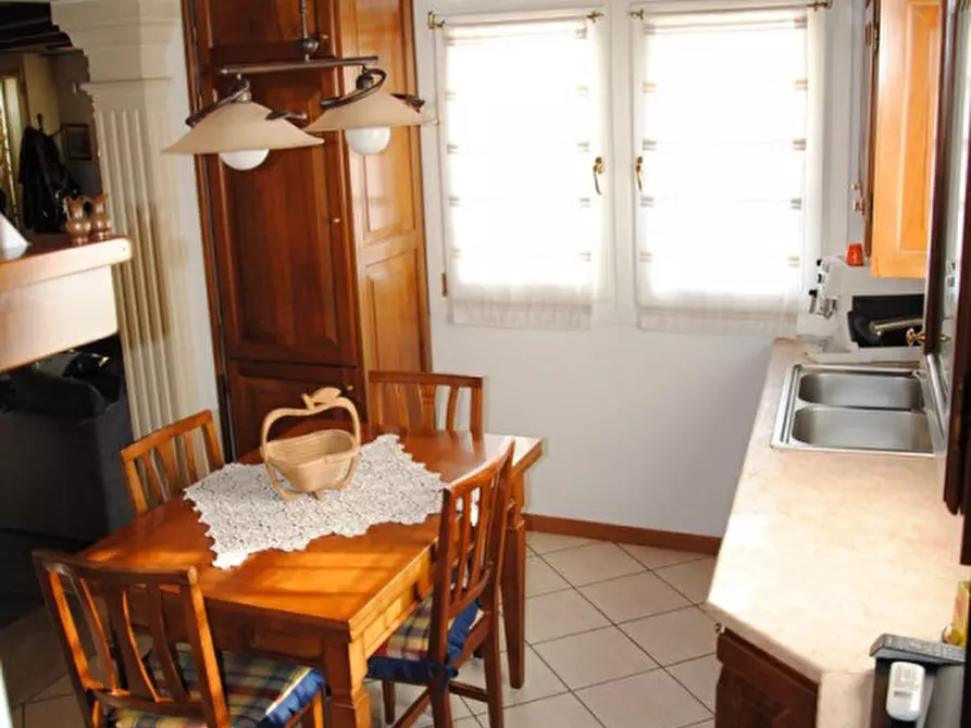 Immagine 6 di Rustico / casale in vendita  in Via Vittorio Veneto a Longare