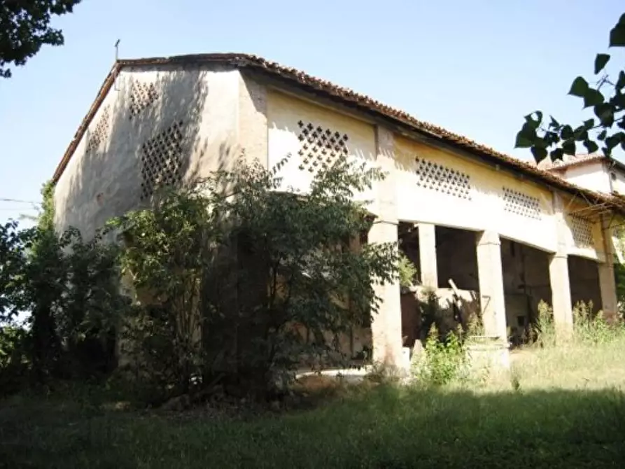 Immagine 4 di Rustico / casale in vendita  a Montegalda