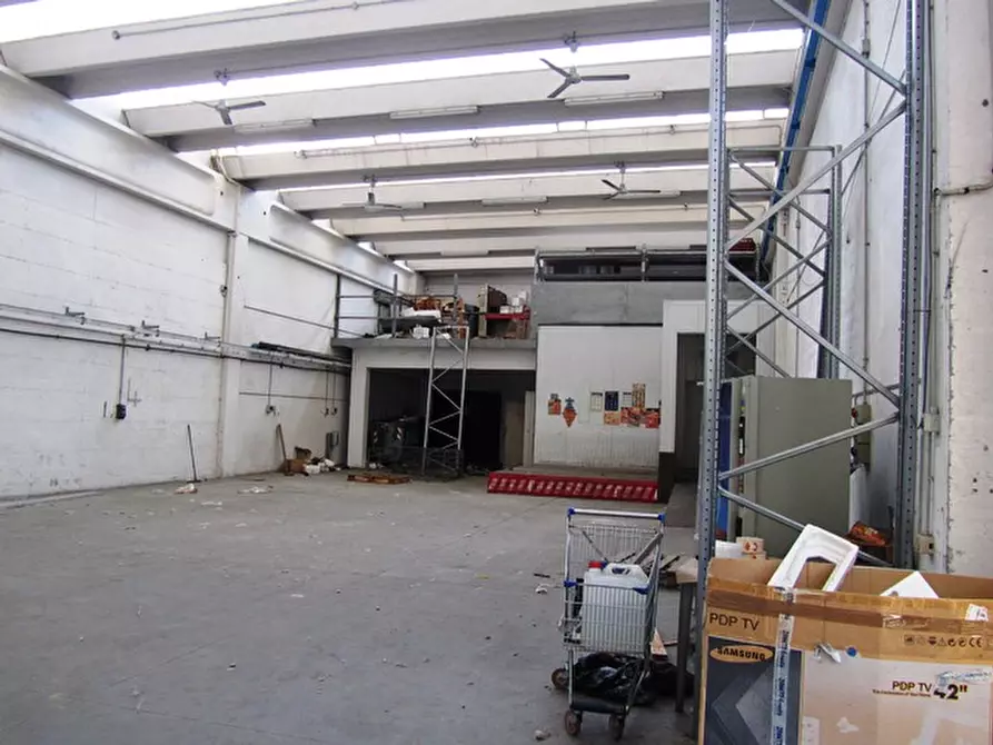 Immagine 9 di Laboratorio in vendita  in via degli orti a Argelato